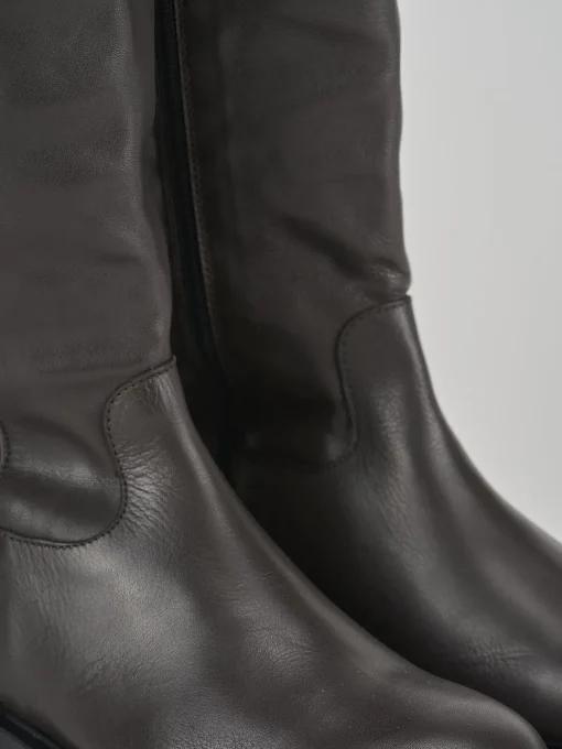 Stivali tacco 2cm pelle testa