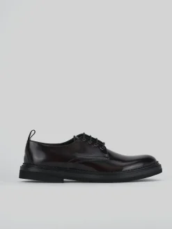 Stringate pelle bordo'