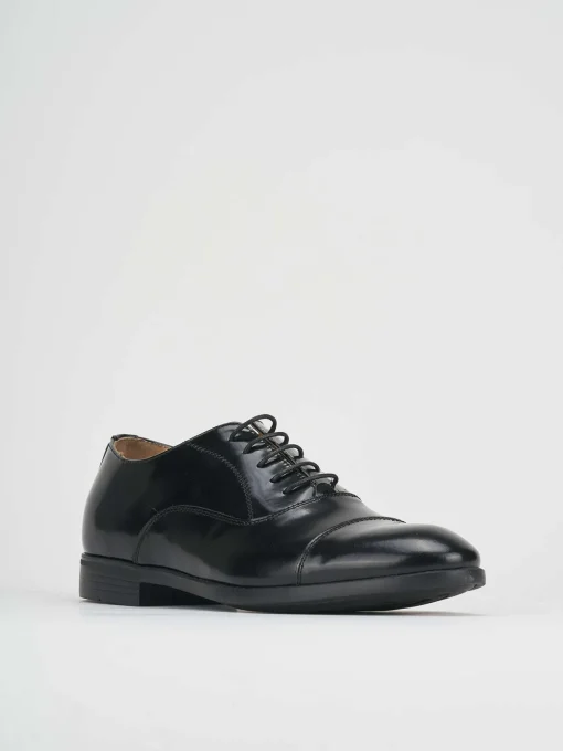 Stringate pelle nero