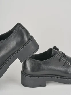 Stringate tacco 3cm pelle nero