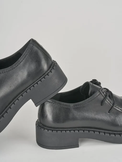 Stringate tacco 3cm pelle nero