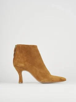Tronchetto tacco 5 cm marrone camoscio